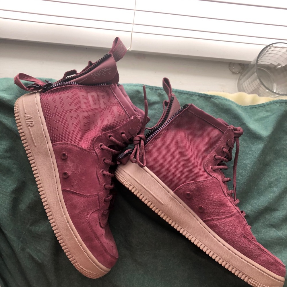 Nike Utility Air Force